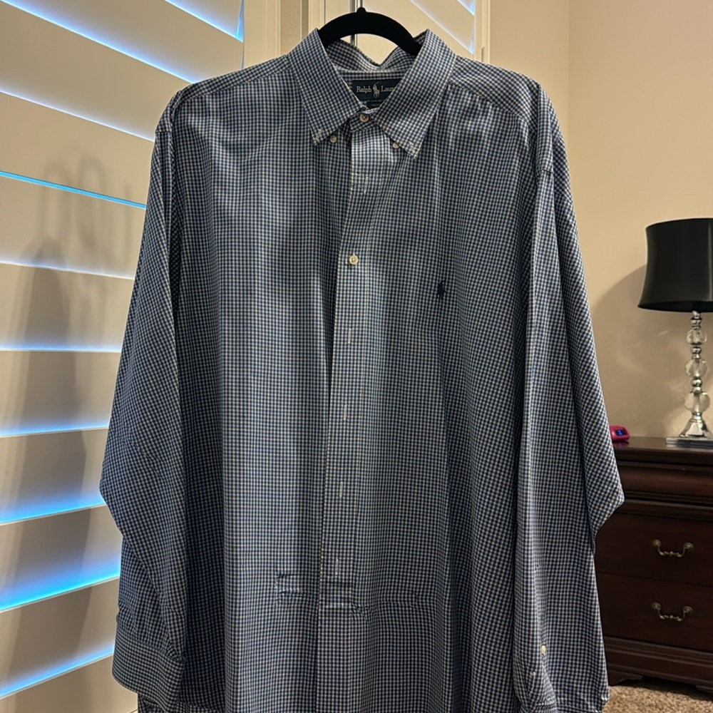 Ralph Lauren men’s dress shirt. Yarmouth. 100% cotton. Like new.